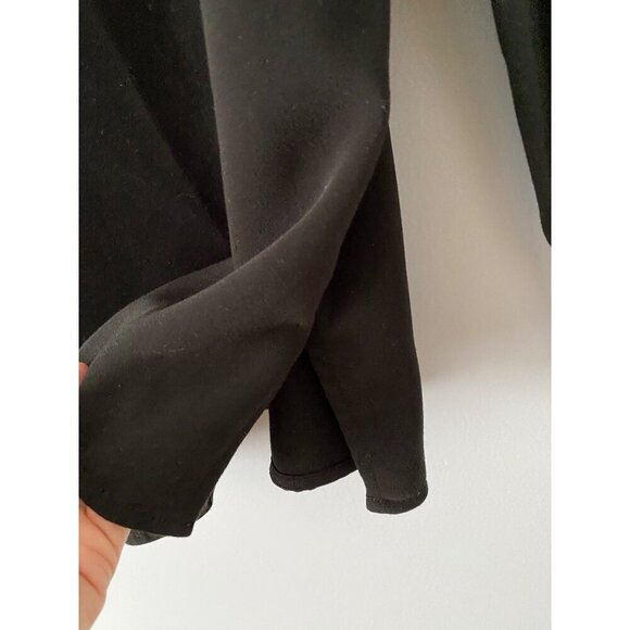 August 1 Eight Womens Long Sleeve Blouse Size L Black Button Detail - Picture 6 of 8